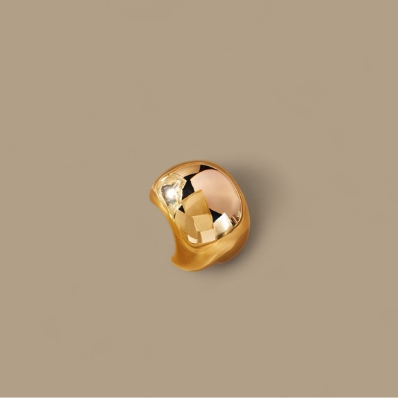 Anthropologie Thick wide Gold huggie Minimalist Half Hoop Stud Earrings … - Picture 5 of 7